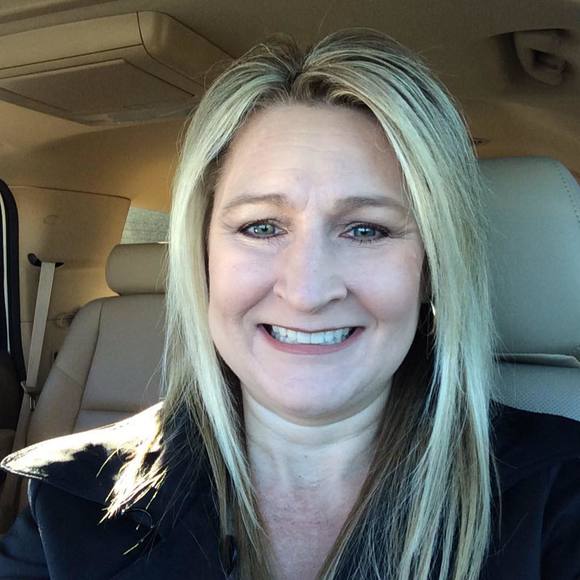 Meet your Posher, Vivian - Picture 1 of 1